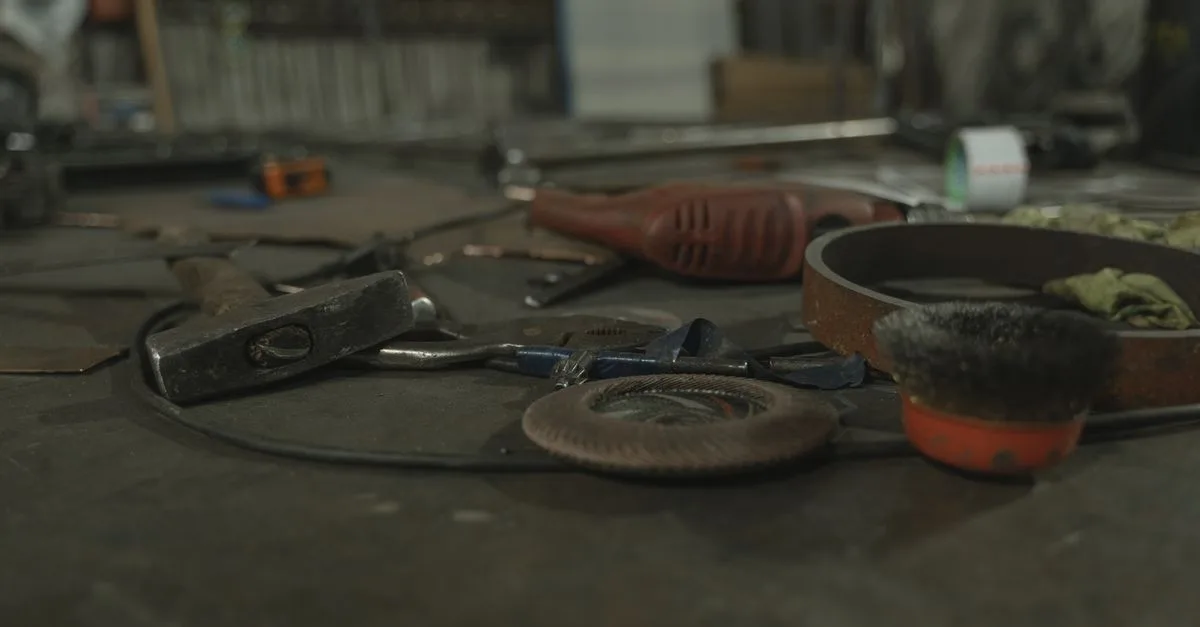 découvrez notre sélection d'outils de qualité pour tous vos projets, que ce soit pour la maison, le jardin ou le bricolage. trouvez l'outil parfait pour faciliter vos travaux.